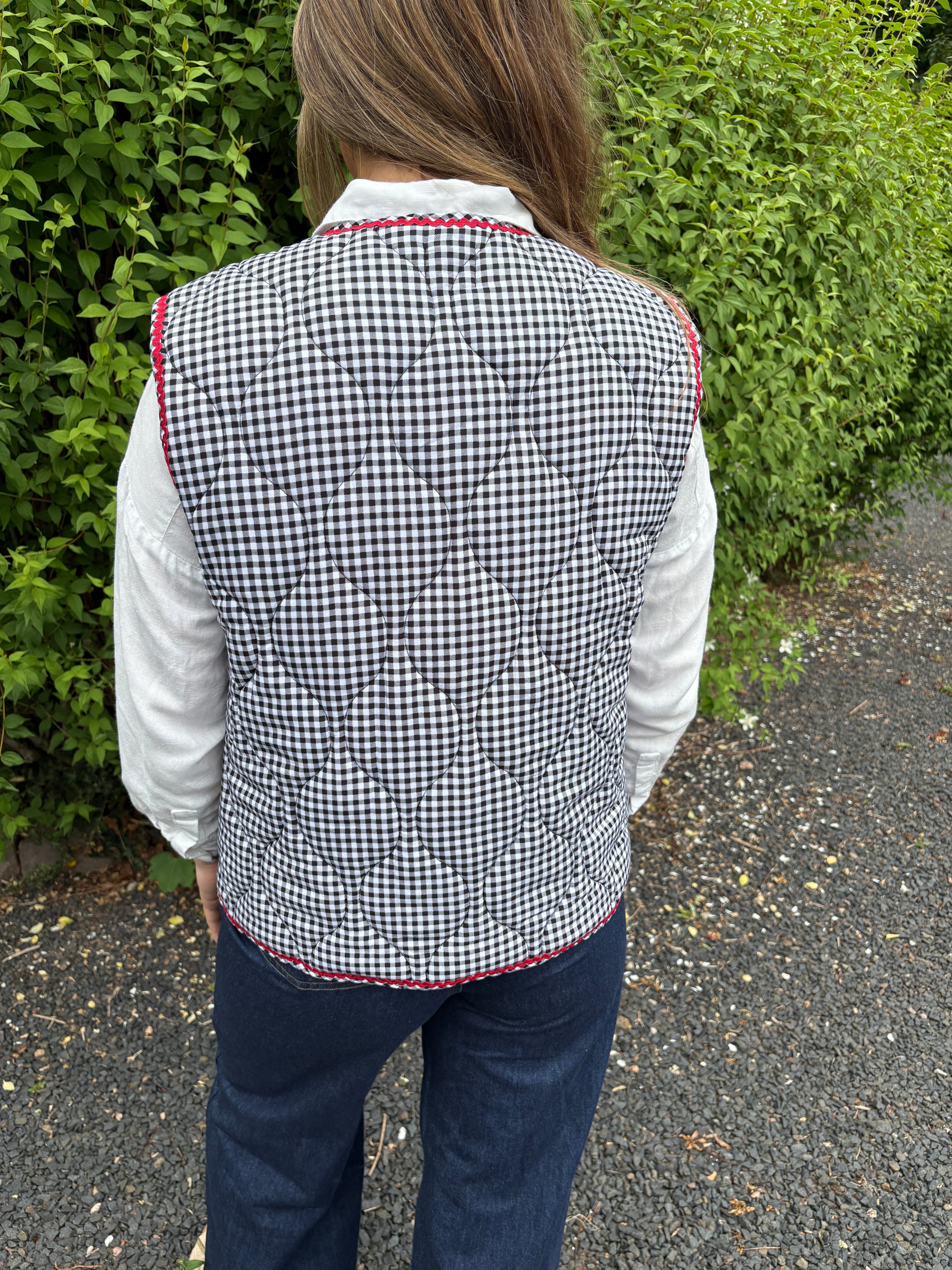 Gingham Tie Front Quilted Gilet