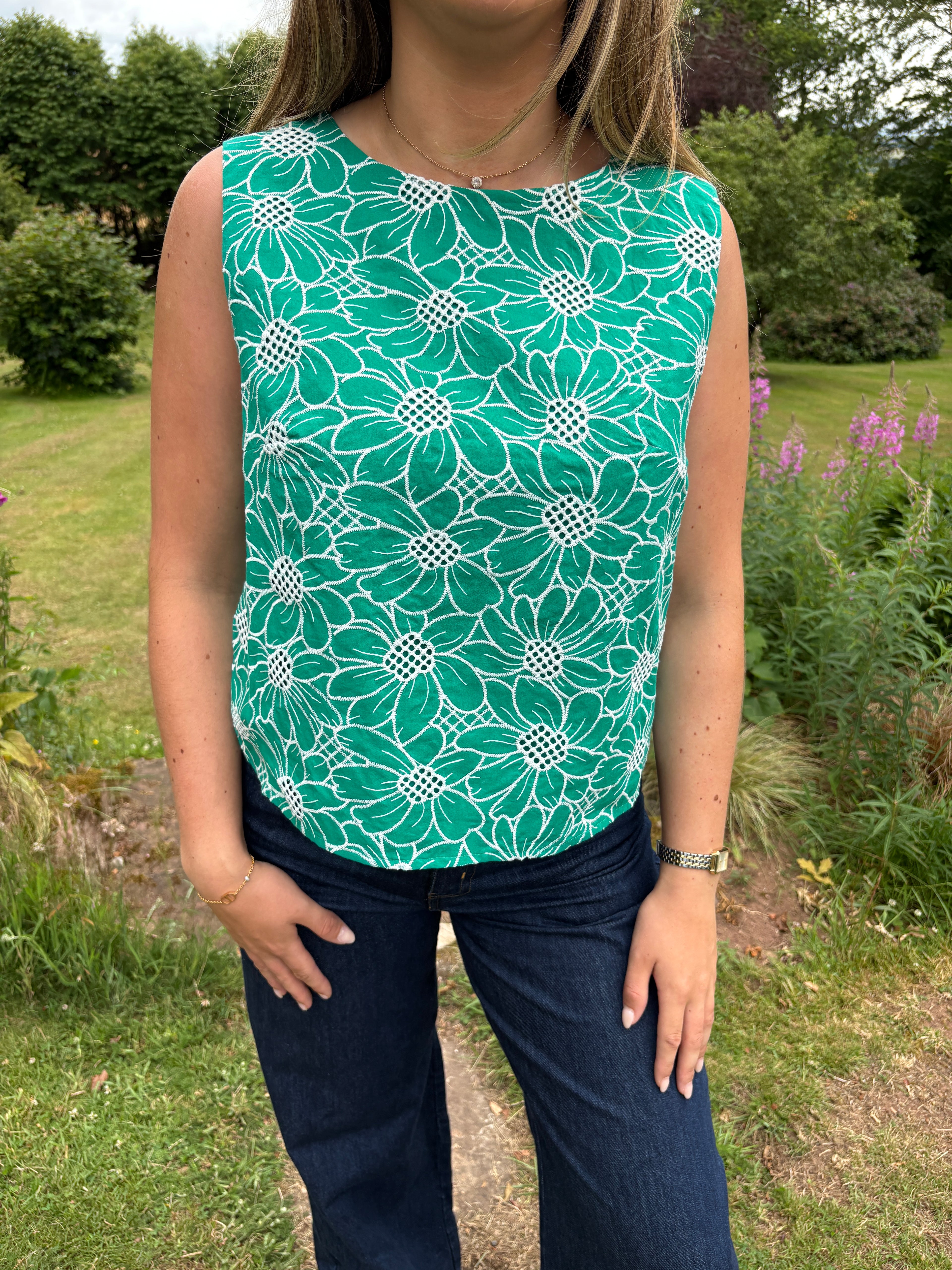 Green Floral Shell Top